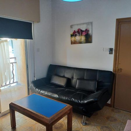Terpsichore Holiday Apts Limassol Luaran gambar