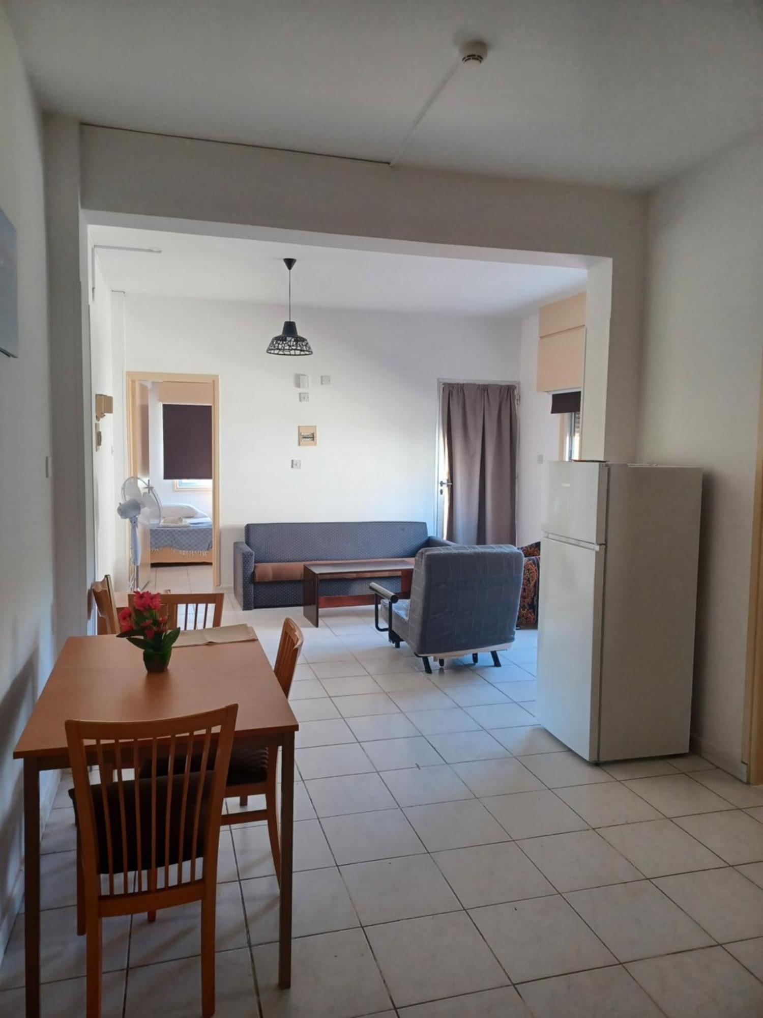 Terpsichore Holiday Apts Limassol Luaran gambar